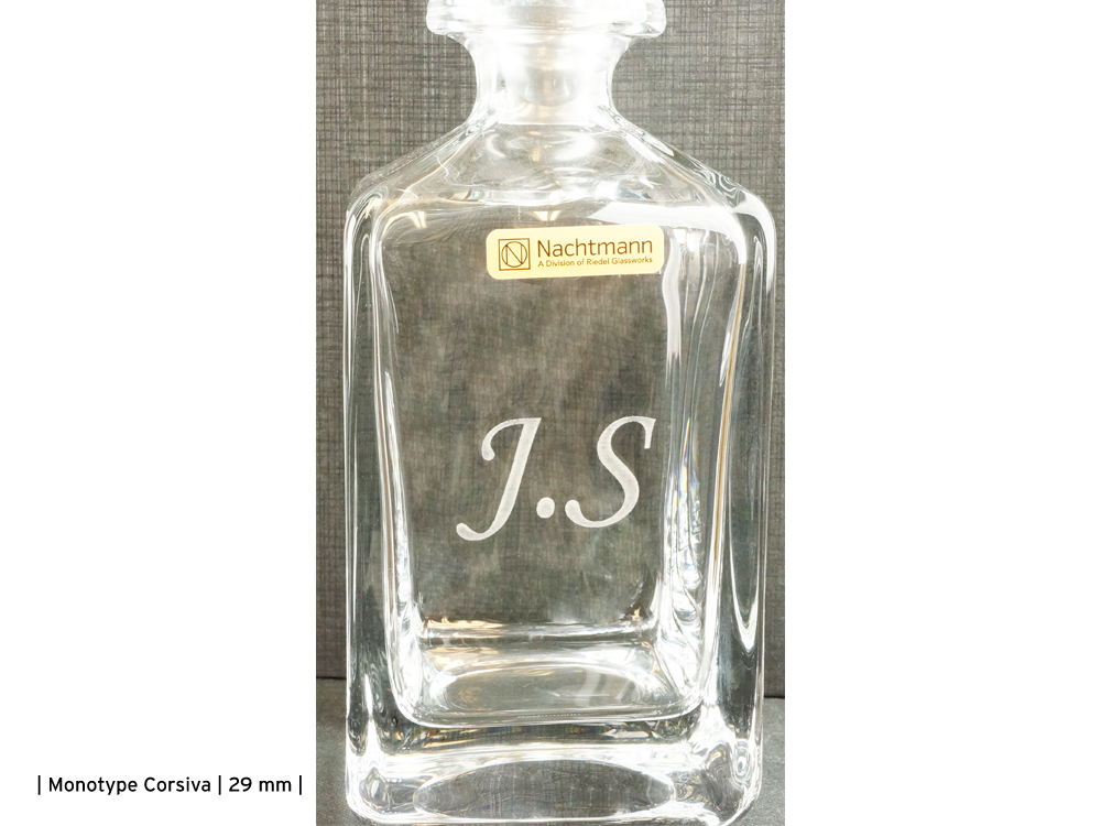 Whiskey Decanter Engraved Nachtmann Julia Paolaproduct zoom image #2